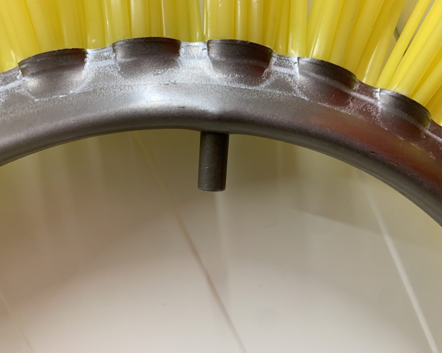 Harjakiekko terästapilla